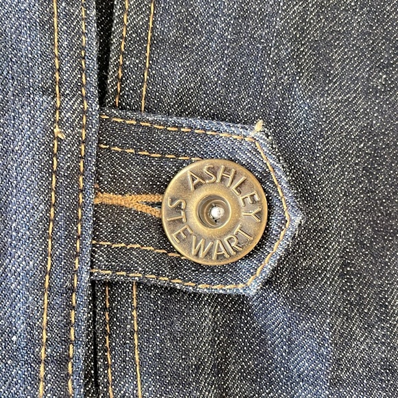 Ashley Stewart short sleeve denim peplum double breasted jacket. Size 18 - Picture 10 of 11